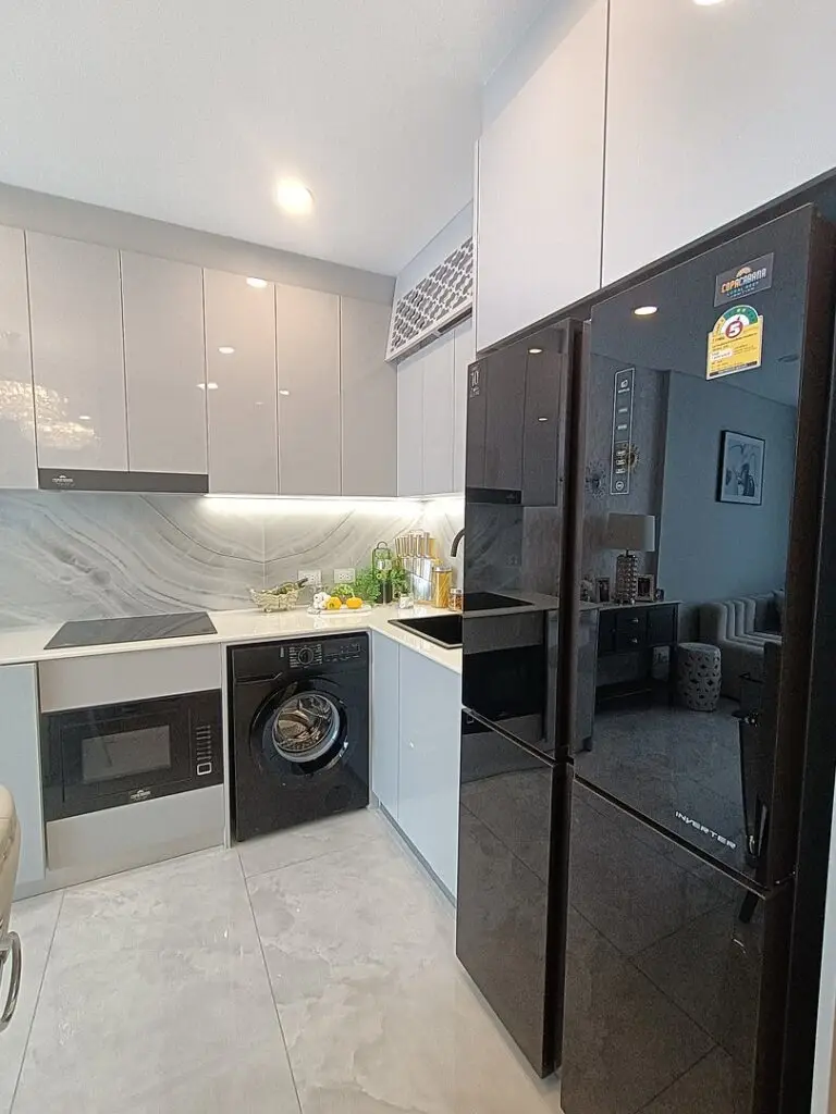 1-bedroom interior 4