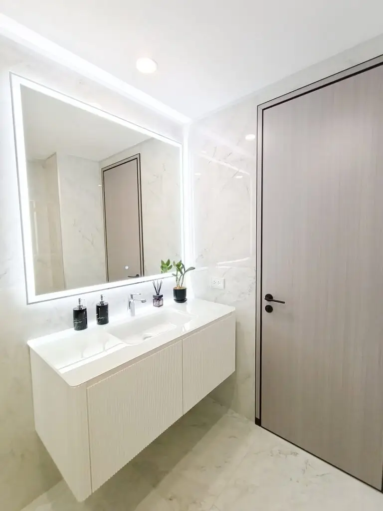 2-bedroom interior 18