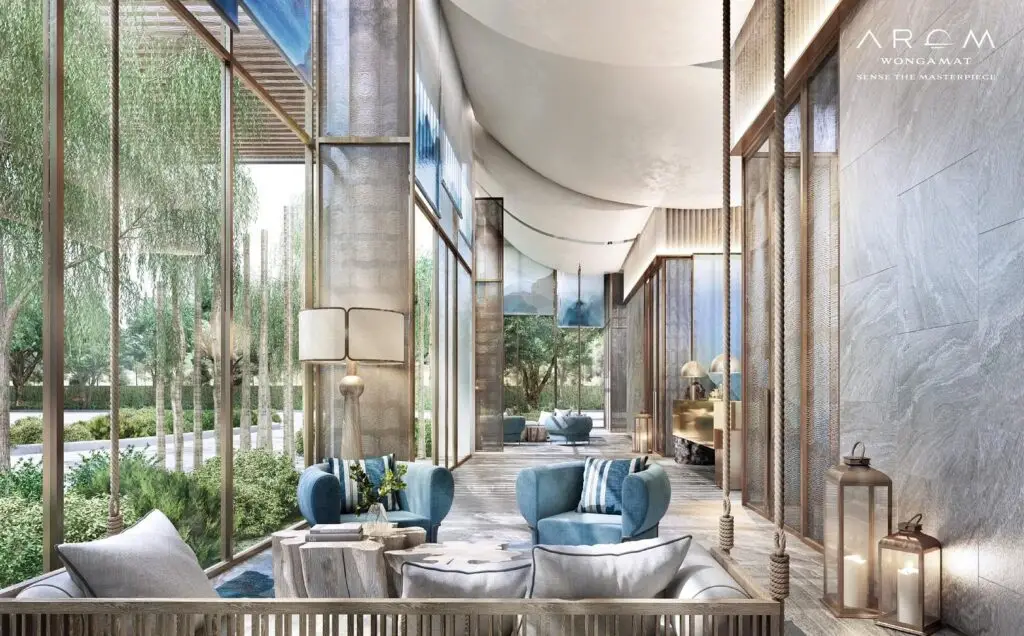 Arom Wongamat: facade