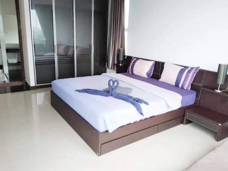 LA Royal Beach — 2 bedroom, 106 m², 7 fl