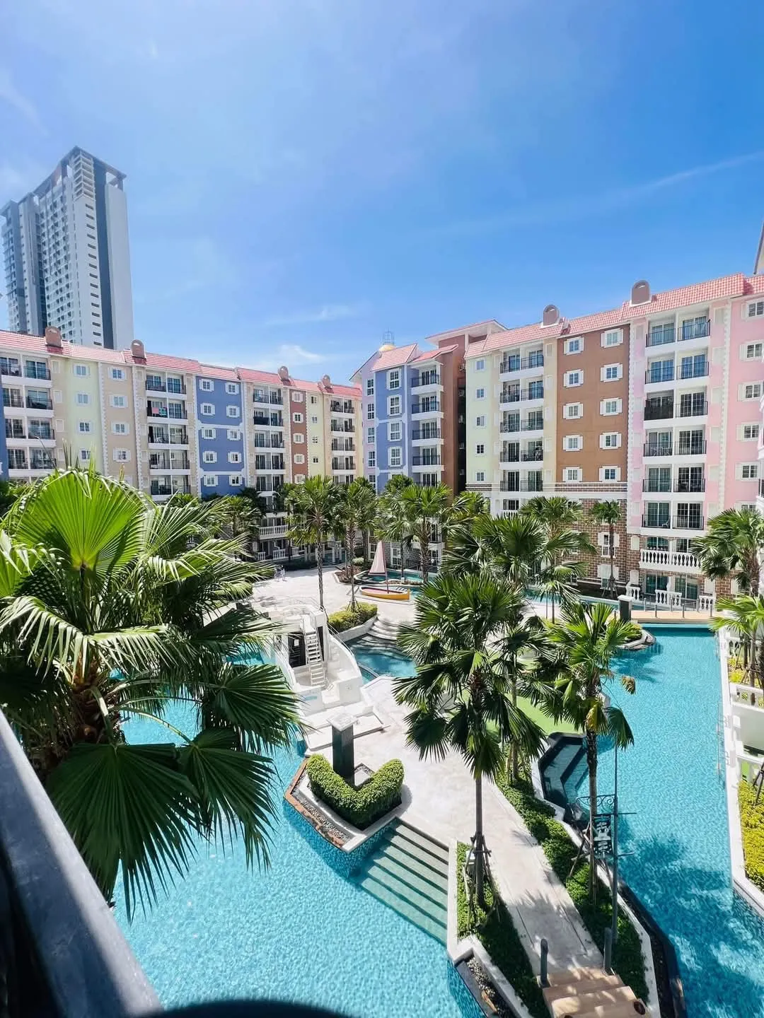 Seven Seas Côte d’Azur— 1 bedroom, 32 m², 4 fl