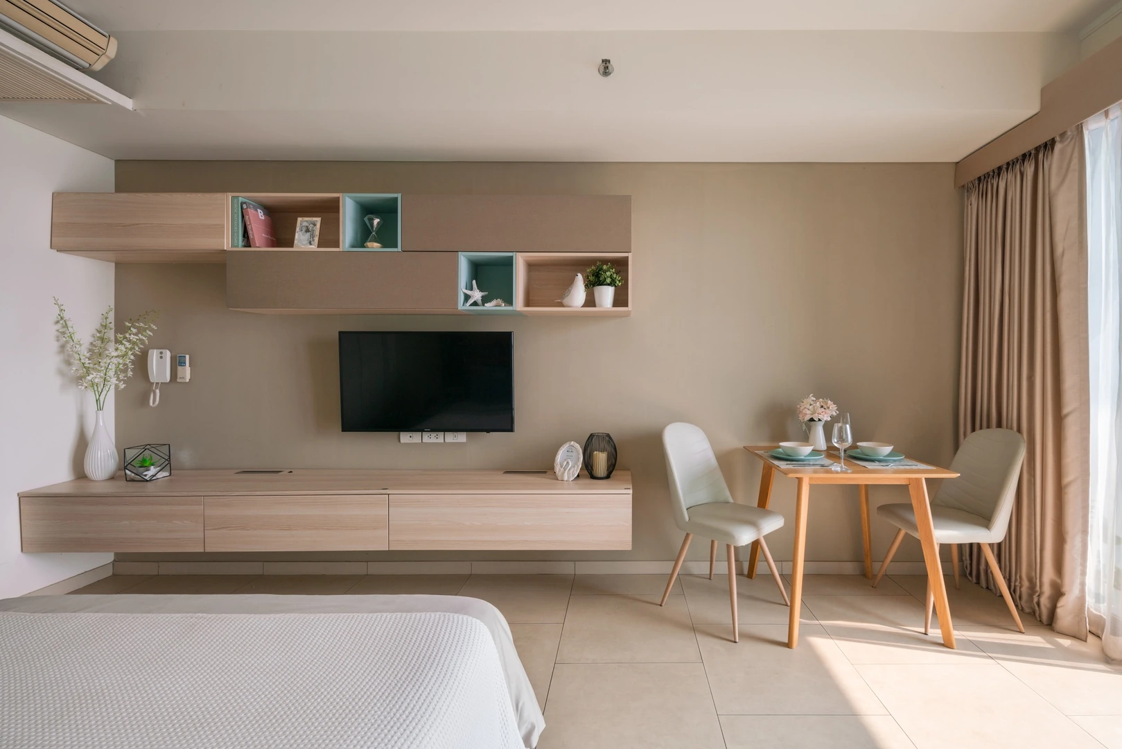 Zire Wongamat — Studio, 39 m², 16 fl