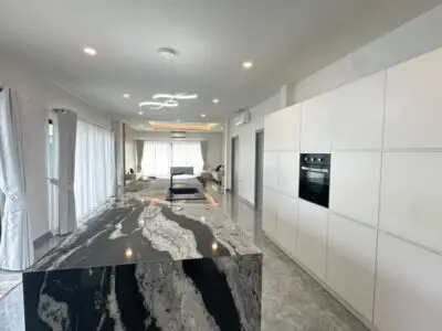 Single house, opposite Balina 3 — Villa, 450 m², 1 fl