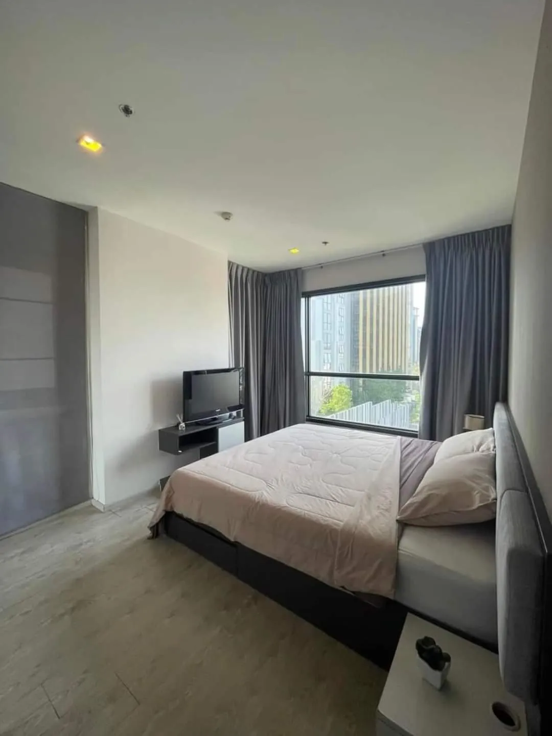 Base — 2 bedroom, 51 m², 7 fl