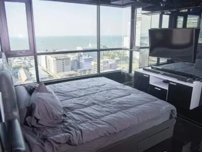 Base — 2 bedroom, 52 m², 29 fl