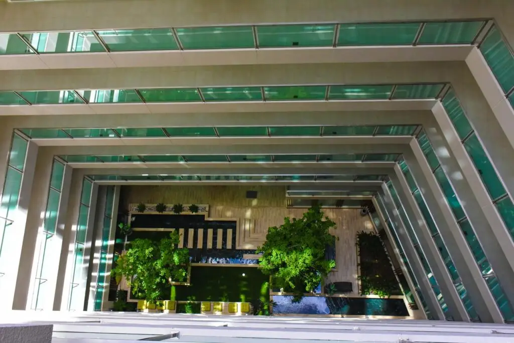 The Cloud: views from residences