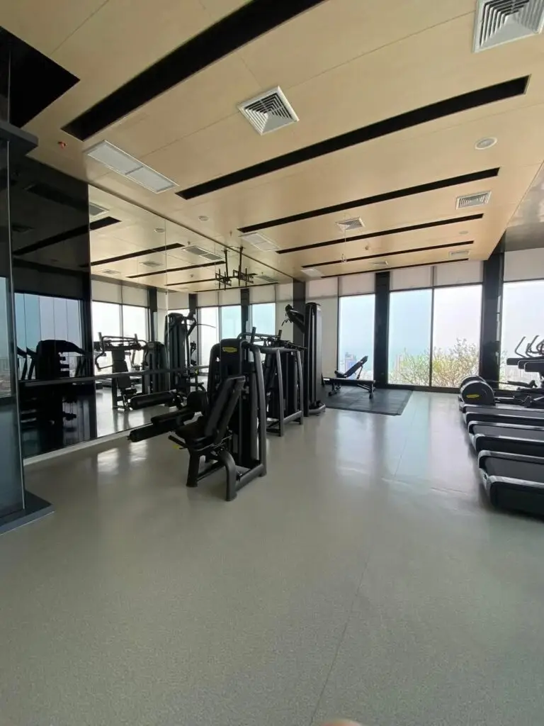 Once Condo: swimming pool