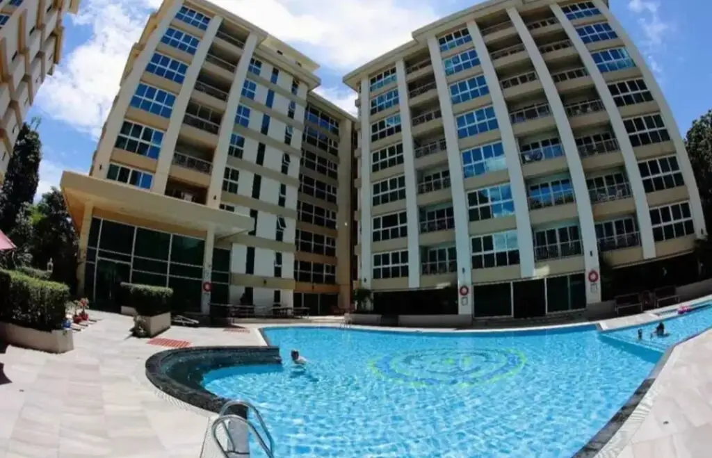 City Garden Pattaya: swimming pool