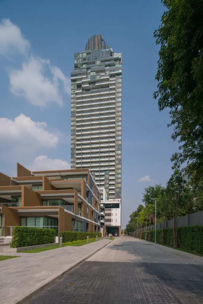 Aeras Jomtien: facade