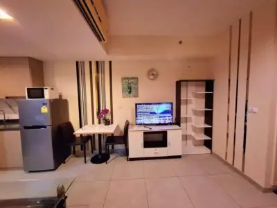 Unixx Condo — Studio, 27 m², 10 fl