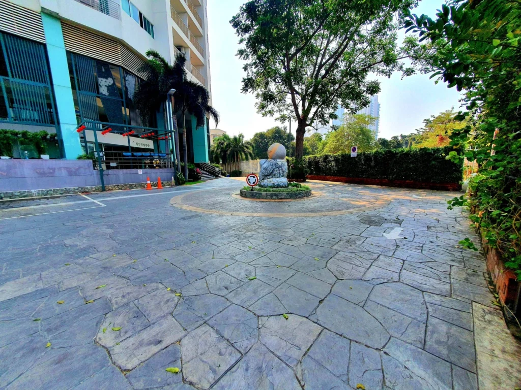 AD Hyatt Wongamat — Wong Amat