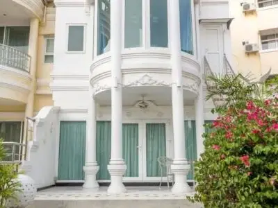 The Royal Belleview penthouse — townhouse, 3 fl