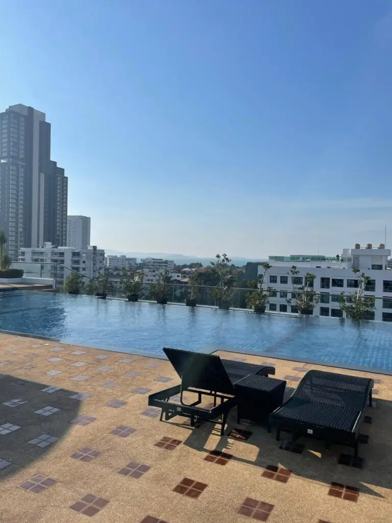 Nova Ocean view: facade