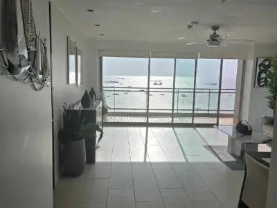 Northshore Condo — 2 bedroom, 118 m², 12 fl