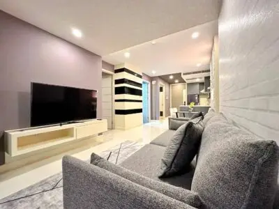 Apus Condo — 2 bedroom, 72 m², 4 fl