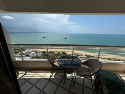 Metro Jomtien Condotel