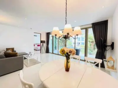 Sanctuary Wong Amat