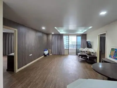 Jomtien Plaza condotel — 2 bedroom, 126 m², 22 fl