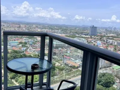 Unixx Condo — 2 bedroom, 64 m², 37 fl