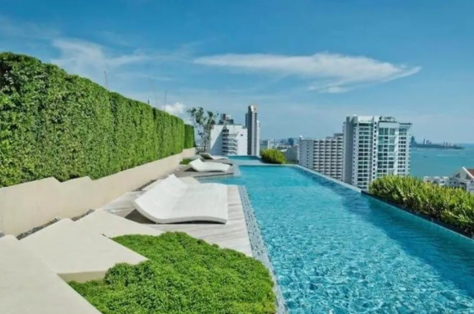 Baan Plai Haad Condo: facade
