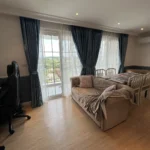 Property thumbnail 9