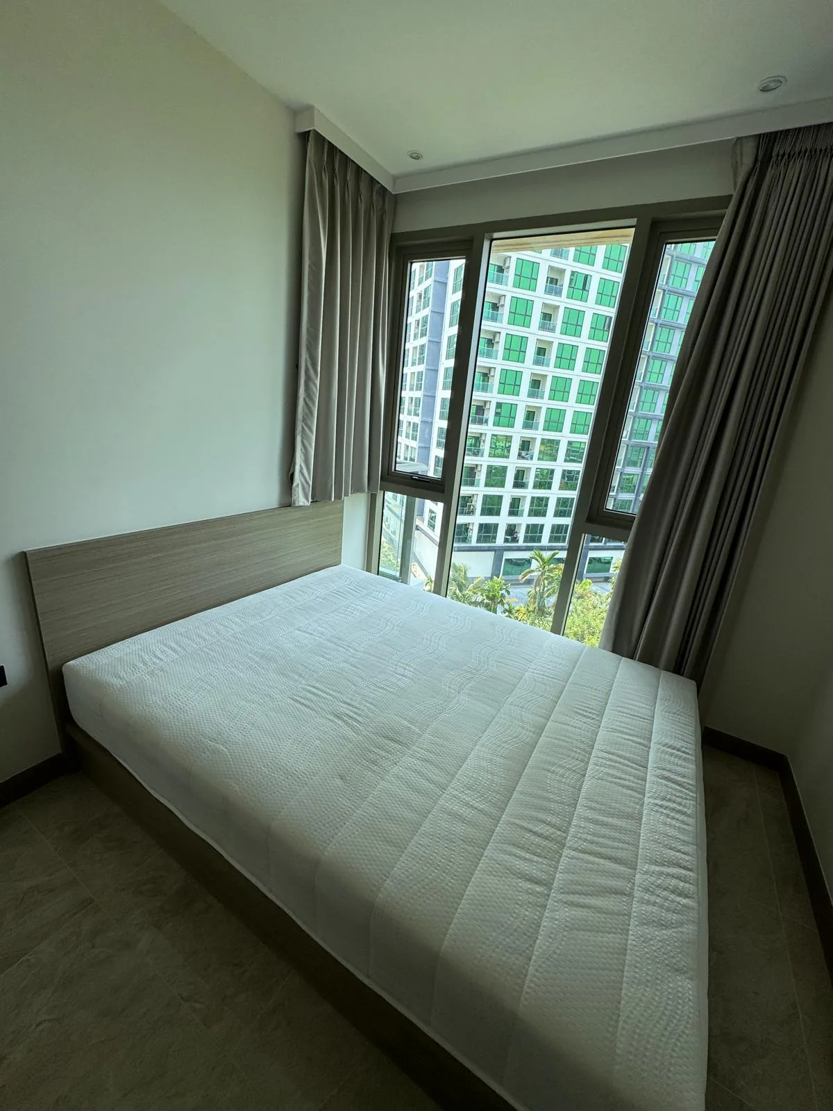 Riviera Ocean Drive — 1BR, 29 m², 7 fl