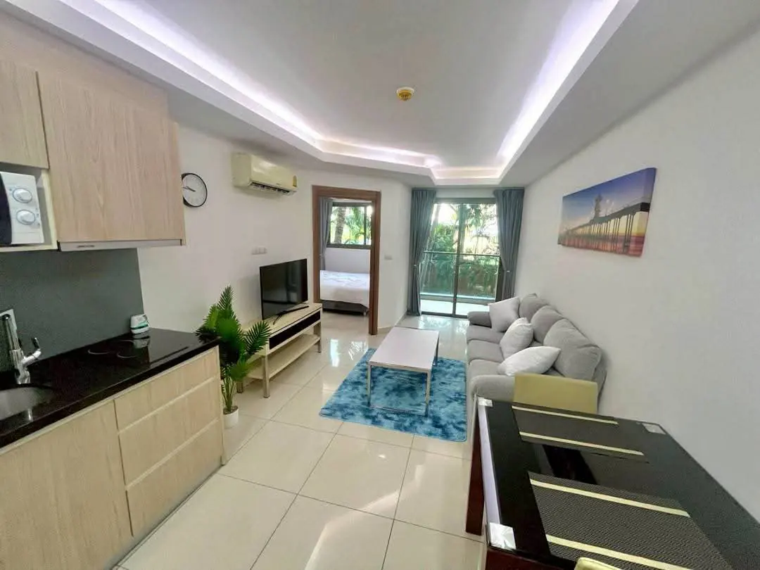 Laguna Beach Resort 2 — 1BR, 37 m², 2 fl