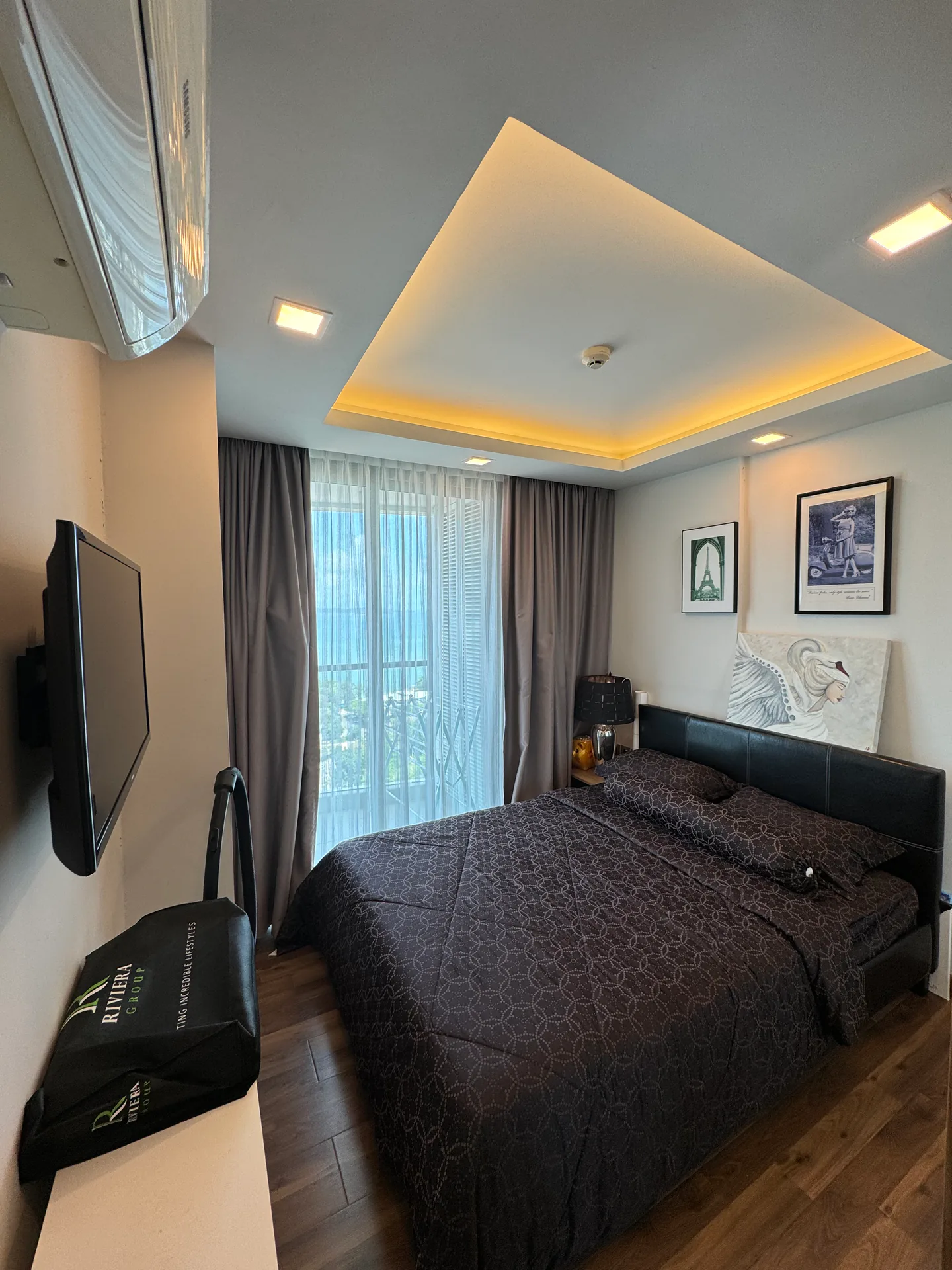 Peak Towers — 2BR, 81.5 m², 18 fl