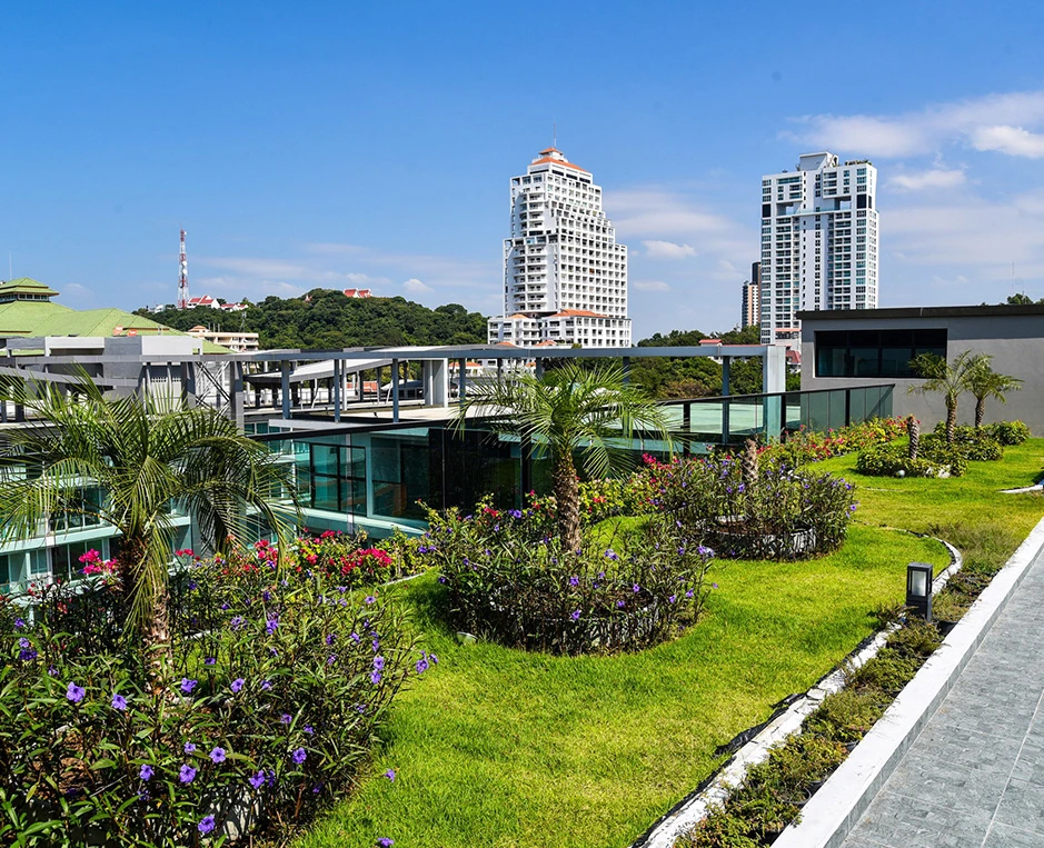 Siam Oriental Plaza: garden
