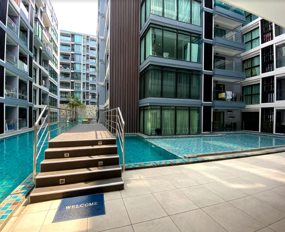 Siam Oriental Tropical Garden: swimming pool