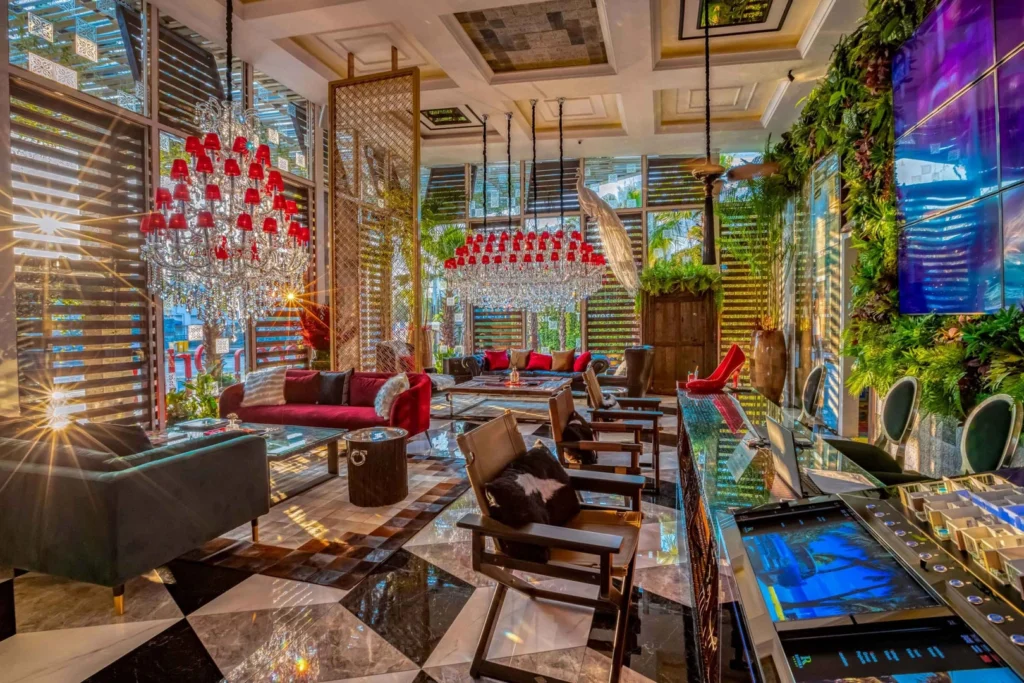 Riviera Ocean Drive: floor plan