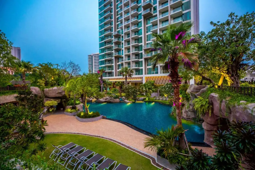 Riviera Wongamat: swimming pool