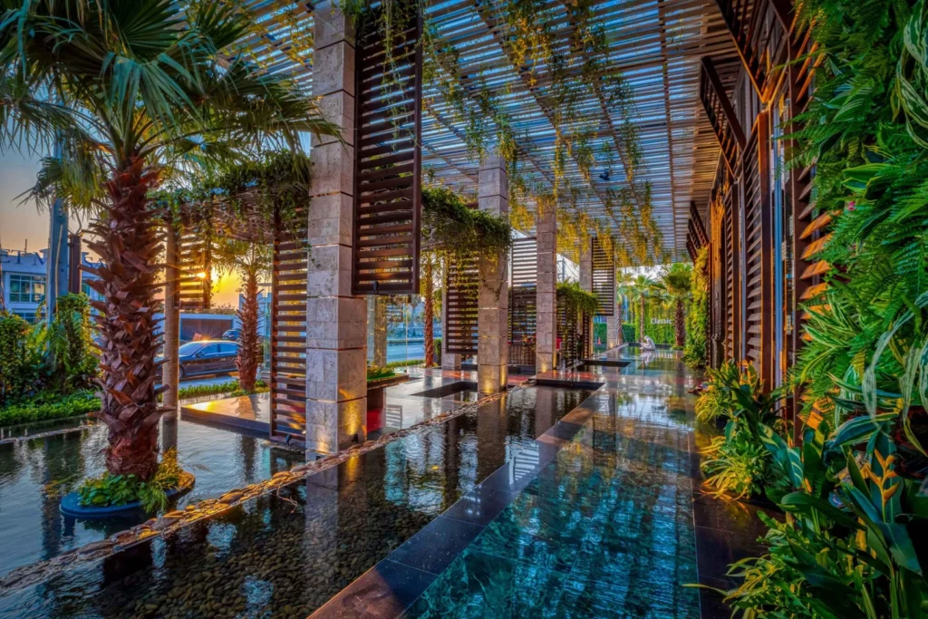 Riviera Ocean Drive: swimming pool