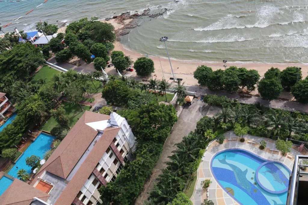View Talay 3: facade