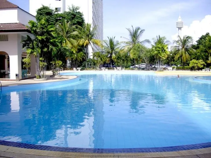 View Talay 1: swimming pool (2)