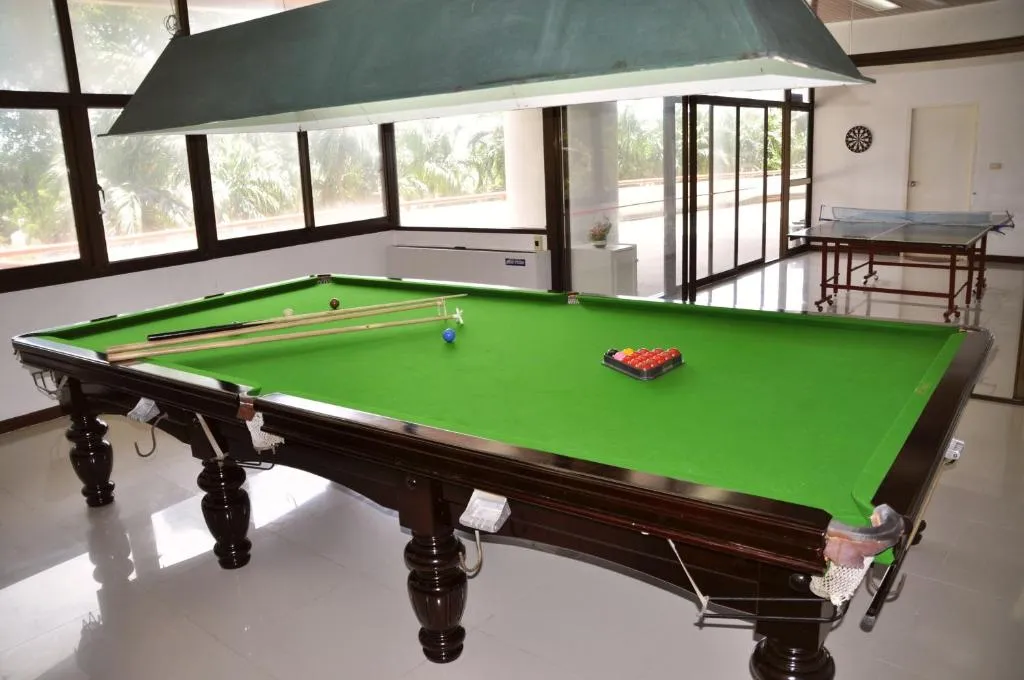 Sunshine Beach Condotel: swimming pool