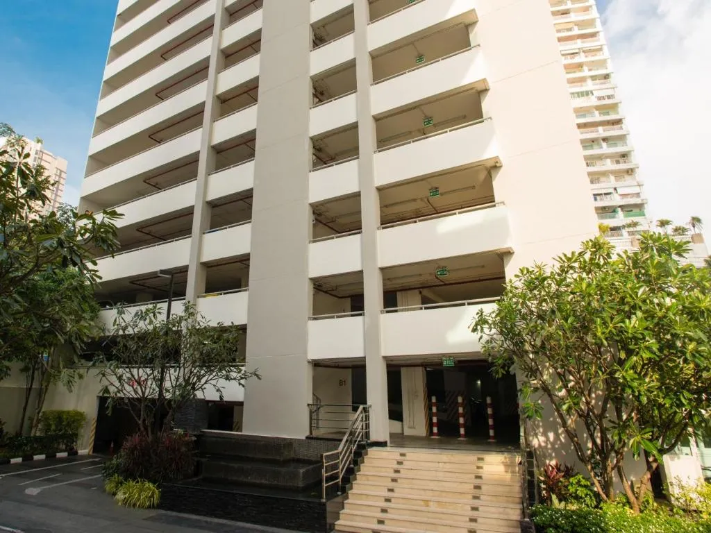 Wongamat Tower: swimming pool