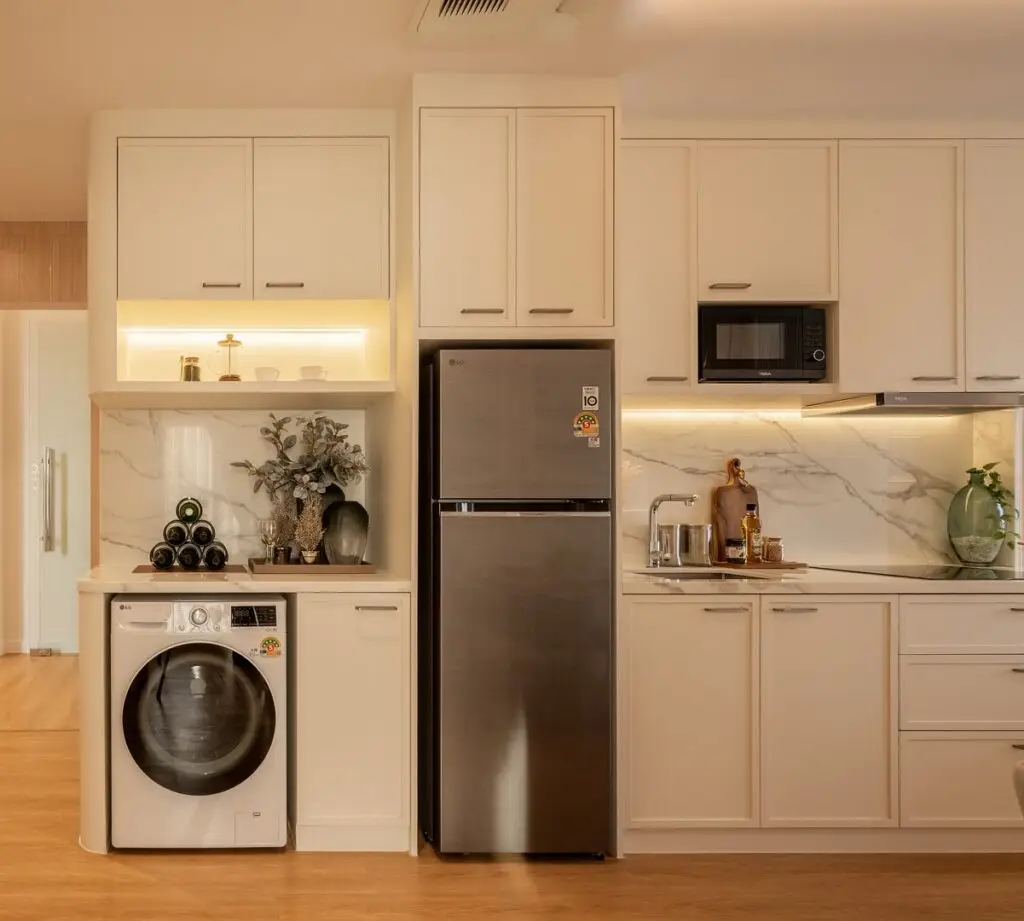 2 Bedroom interior 19