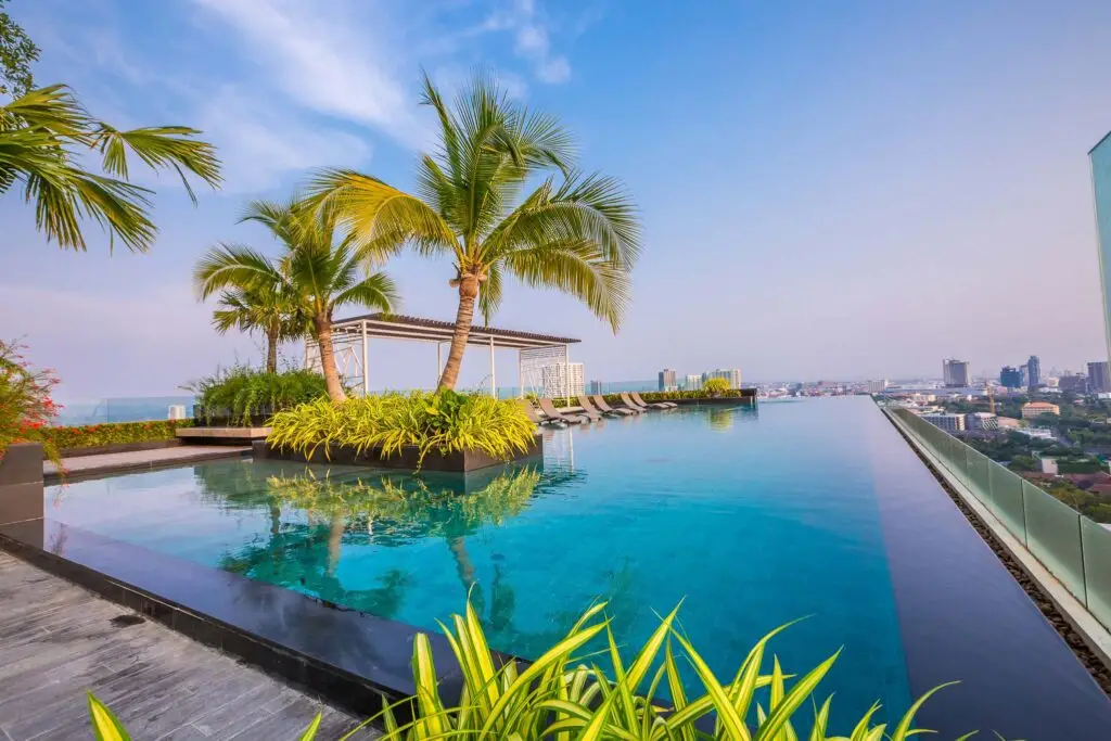 Riviera Wongamat: swimming pool