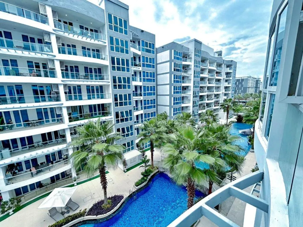Grand Avenue — Central Pattaya