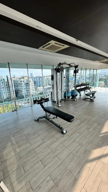 The Prim Grand Condo: swimming pool