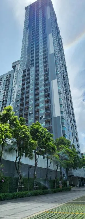Centric sea: facade