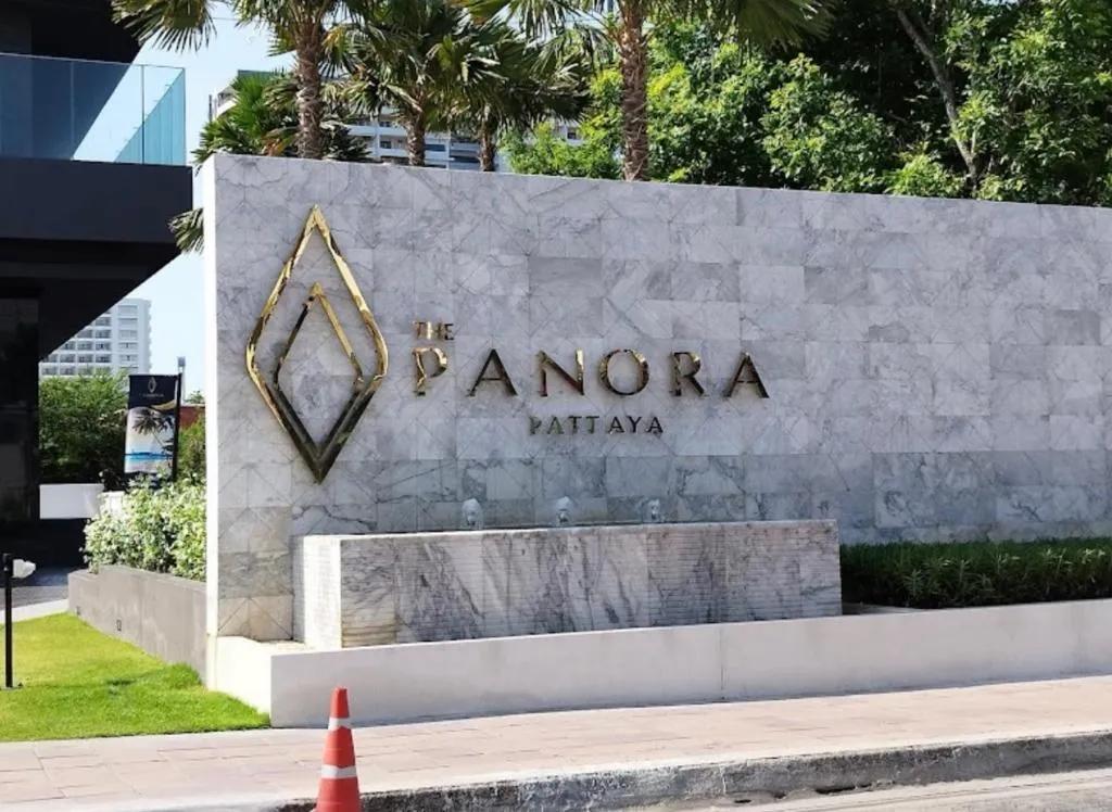 Panora pratamnak: facade