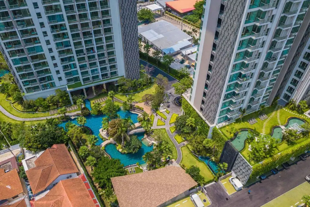 Riviera Wongamat: views from residences