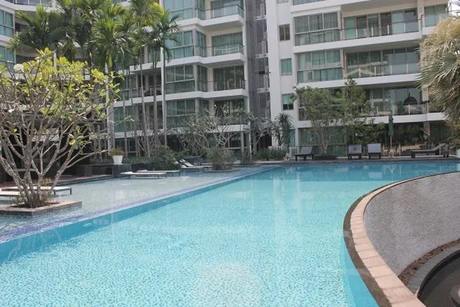 Sanctuary Wong Amat: facade