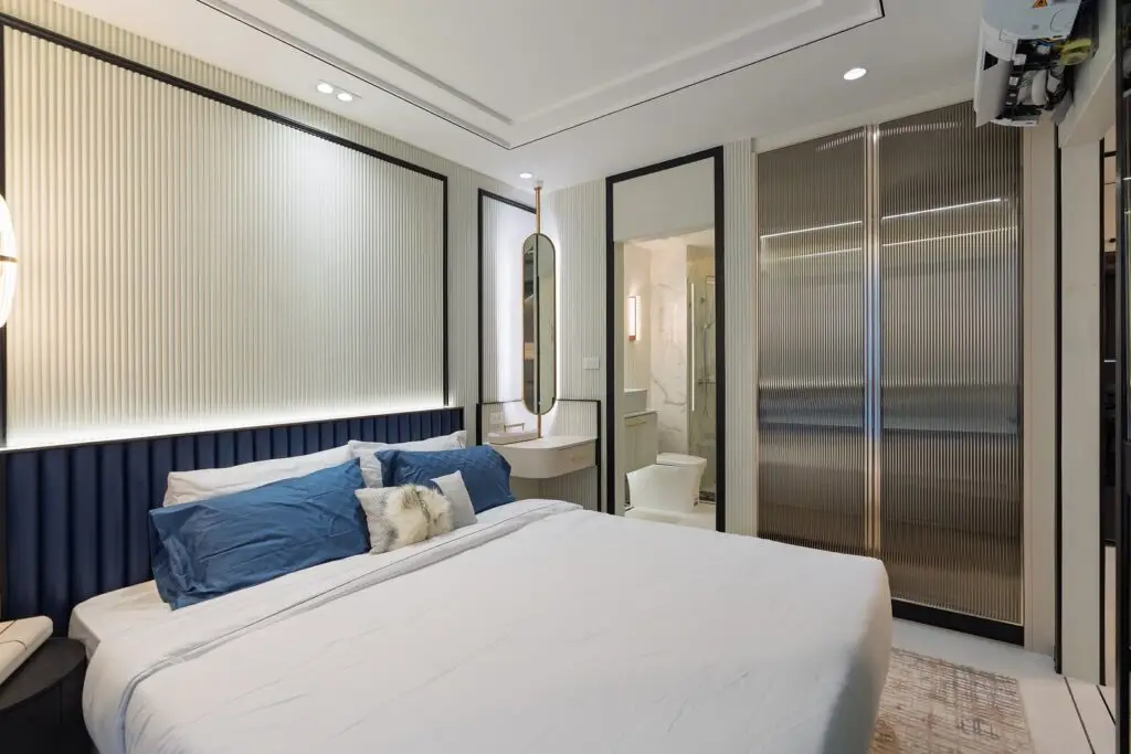 1-Bed      34 sq.m. interior 6