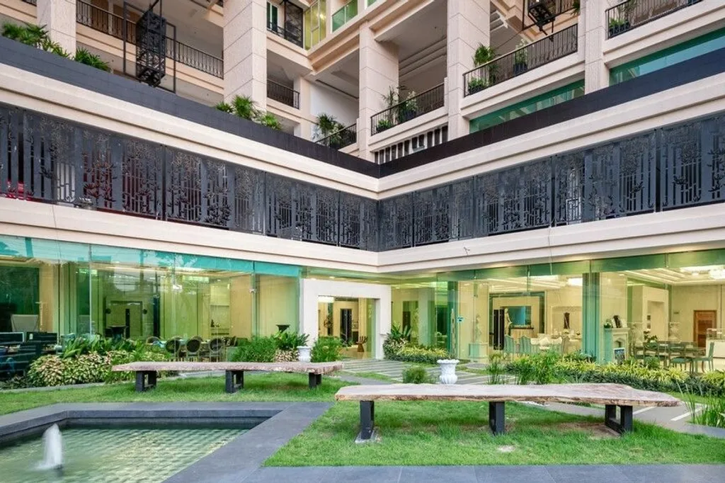 City Garden Tower: garden