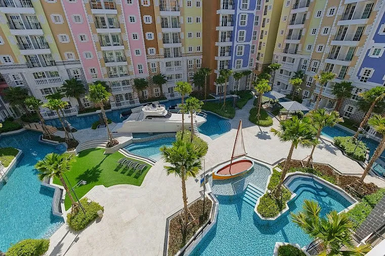 Seven Seas Côte d’Azur: facade
