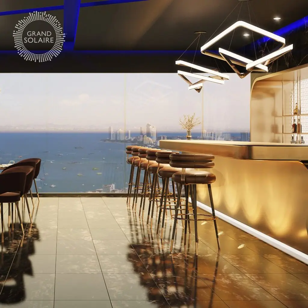 Grand Solaire: grounds and amenities