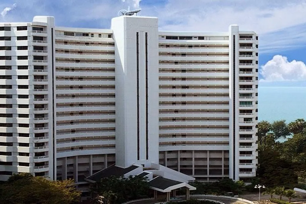 Grand condotel: facade